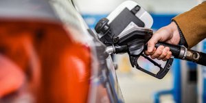 Αντλία σε ρεζερβουάρ