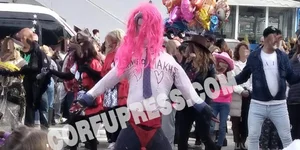 Καρικατούρα Κασσελάκη σε καρναβάλι στη Κέρκυρα