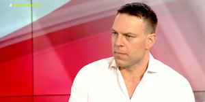 Ο πρόεδρος του ΣΥΡΙΖΑ Στέφανος Κασσελάκης στο κεντρικό δελτίο ειδήσεων του mega