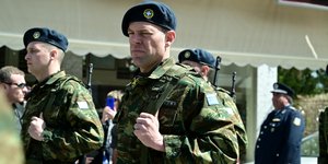 Ο Στέφανος Κασσελάκης στη Θήβα παρελαύνει