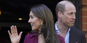 κέιτ προφιλ χαιρεταει 