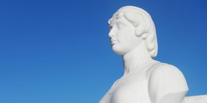 Ποια ήταν η Μαντώ Μαυρογένους