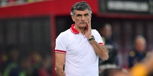 Ο τεχνικός του Ολυμπιακού Χοσέ Λουίς Μεντιλίμπαρ