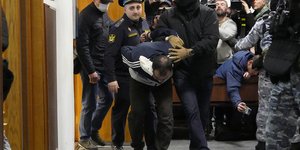 Ένας εκ των τεσσάρων φερόμενων δραστών του μακελειού στα περίχωρα της Μόσχας 