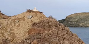 Άραβας αγόρασε τη βίλα του Αντώνη Ρέμου στη Μύκονο και μπάζωσε την εκκλησία της