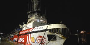 Έφτασε στο λιμάνι της Γάζας και ξεφορτώνει 200 τόνους τρόφιμα το πλοίο «Open Arms», από την Κύπρο