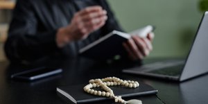Θεσσαλονίκη: Στα χέρια εισαγγελέα η δικογραφία για την «ιερή» κομπίνα -Πως εξαπατούσαν τους πιστούς