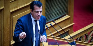 Ο Θάνος Πλεύρης σε ομιλία στη Βουλή