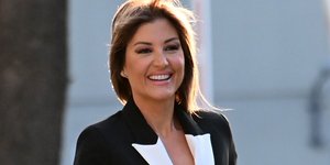 H Ράνια Τζίμα με την κόρη της στο πλατό του Mega