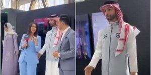 Η στιγμή που το ρομπότ φαίνεται να αγγίζει ανάρμοστα τη δημοσιογράφο