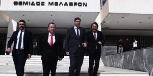 Βουλευτές του ΣΥΡΙΖΑ στον Άρειο Πάγο