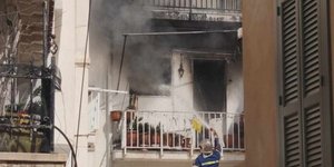 Φωτιά σε διαμέρισμα στη Σύρο