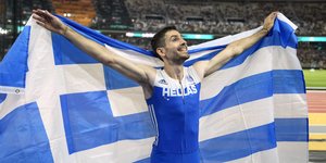 Ο Μιλτος Τεντογκου