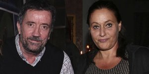 Η Αθηνά Τσιλύρα σε μια σπάνια εμφάνιση στο θέατρο -Η φωτογραφία της με την Άννα Μενενάκου