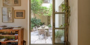 Μια εμπνευσμένη οικία στην Αθήνα