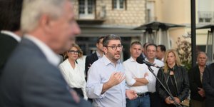 O Νίκος Ανδρουλάκης μιλάει στην Αμφισσα