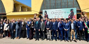 Αυγενάκης από Ιταλία: «Το ελληνικό κρασί επιστρέφει στην παγκόσμια σκηνή»