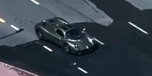 Δύο εκατομμύρια ευρώ επιπλέουν στους πλημμυρισμένους δρόμους του Ντουμπάι