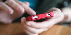 έφηβοι, κινητό