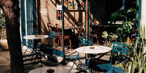 Επτά Μάρτυρες: Aυτό είναι το wine bar για το οποίο μιλάει όλη η Αθήνα -Ο Ρόμεν Γαβράς ένας εκ των εμπνευστών