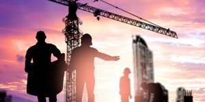 εργατες γερανος ηλιοβασιλεμα