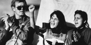 Ντολόρες Χουέρτα σημα νικης 