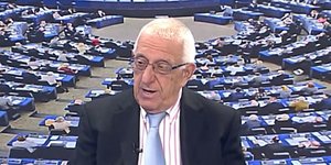 Ο βουλευτής της ΝΔ Νικήτας Κακλαμάνης στο Blue Sky 