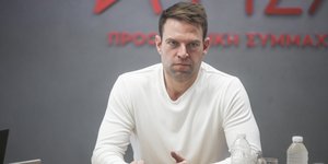 Ο Στέφανος Κασσελάκης στην Κουμουνδούρου