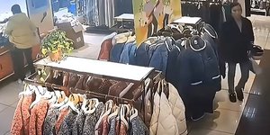 Κατέρρευσε το πάτωμα σε κατάστημα ρούχων στην Κίνα