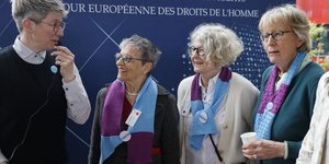 Διεθνές δικαστήριο λέει ότι η Ελβετία παραβίασε τα ανθρώπινα δικαιώματα σχετικά με την προστασία από την κλιματική αλλαγή