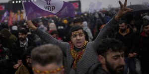 Κούρδοι πανηγυρίζουν