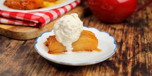 Συνταγή για μελωμένη μηλόπιτα 