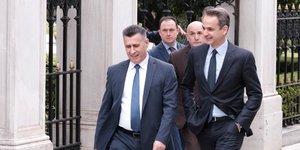 Ο θανάσης Νέζης με τον Κυριάκο Μητσοτάκη
