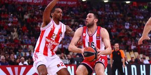 Ο Παπανικολάου σε φάση από το ματς Ολυμπιακός-Ερυθρός Αστέρας