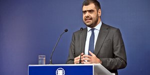 Ο Παύλος Μαρινάκης στην ενημέρωση του Τύπου