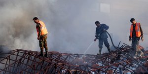 Το σημείο της επίθεσης στο ιρανικό προξενείο στη Δαμασκό της Συρίας