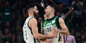 O Κώστας Σλούκας