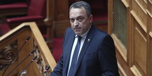 Ο Βασίλης Στίγκας στη Βουλή