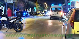Ασθενοφόρο σε σημείο τροχαιου δυστυχήματος
