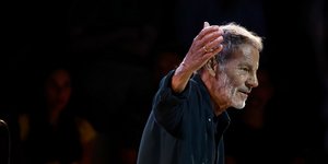 Σταύρος Ξαρχάκος