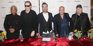 Κώστας Χατζής-Στέφανος Κορκολής-Γιώργος Θεοφάνους-Γιώργος Κατσαρός-Θανάσης Πολυκανδριώτης