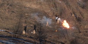 χωραφο στρατιωτες βομβα