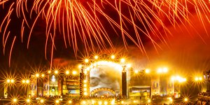 Tomorrowland 2024 συντροφιά με το glo