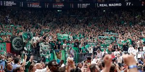 Στο Ουζμπεκιστάν ο Βλάντιμιρ Πούτιν