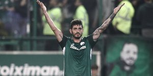 Ο Σαμέτ Ακαϊντίν με τη φανέλα του Παναθηναϊκού