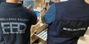 Εξαρθρώθηκε εγκληματική οργάνωση που παρήγε και διακινούσε αναβολικά