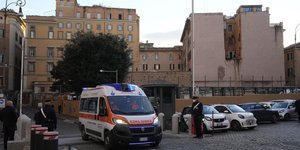 ασθενοφορο νοσοκομειο 