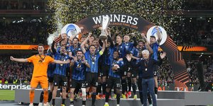 Europa League: Η φοβερή Αταλάντα του Γκασπερίνι διέλυσε την αήττητη Λεβερκούζεν και σήκωσε το τρόπαιο