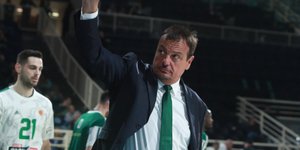 Ο προπονητής του Παναθηναϊκού AKTOR, Εργκίν Αταμάν