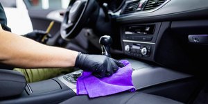 Καθαρισμός αυτοκινήτου 